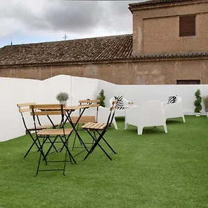 atico-con-terraza-en-casco-historico.besthotelstoledo.com/