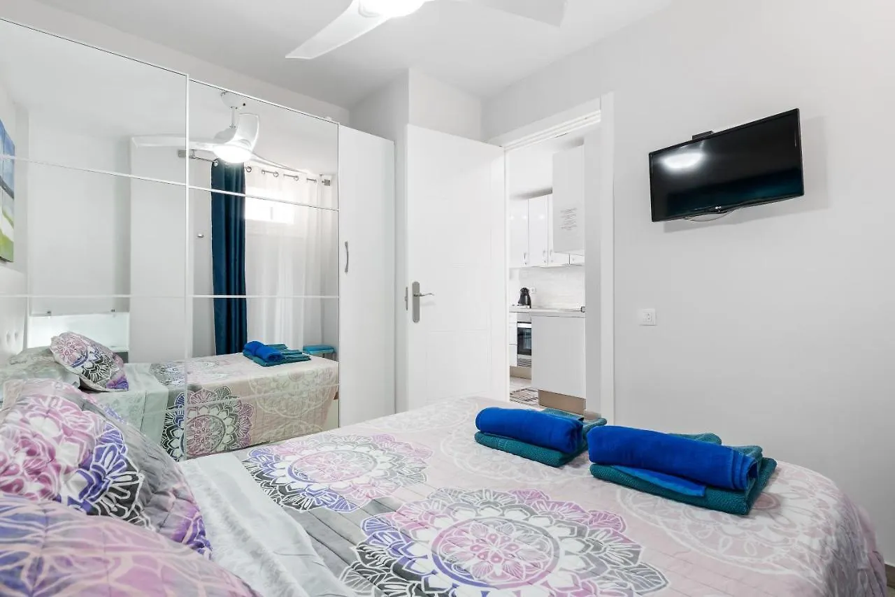 Apartamento El Dorado, Wi-Fi Y Aparcamiento Gratuito Playa de las Americas  Playa de las Americas (Tenerife)